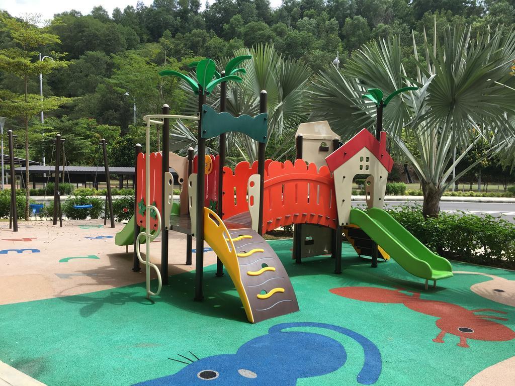פוטראג'איה Palm Armada Residence Free Parking And Netflix מראה חיצוני תמונה